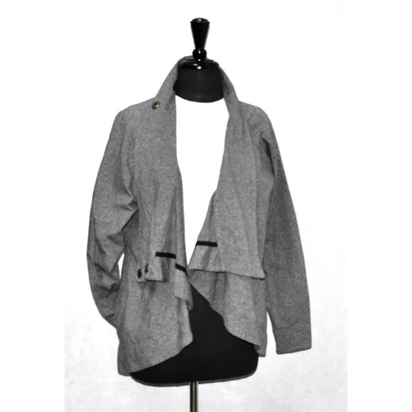 B0 Auth LULULEMON Gray Snap Button Relaxed Wrap Sweatshirt Cardigan Jacket Sz 2 - Picture 2 of 6